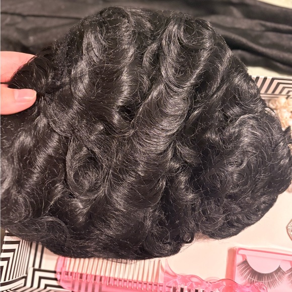 Flapper Wig and Accessory Set - Picture 4 of 5